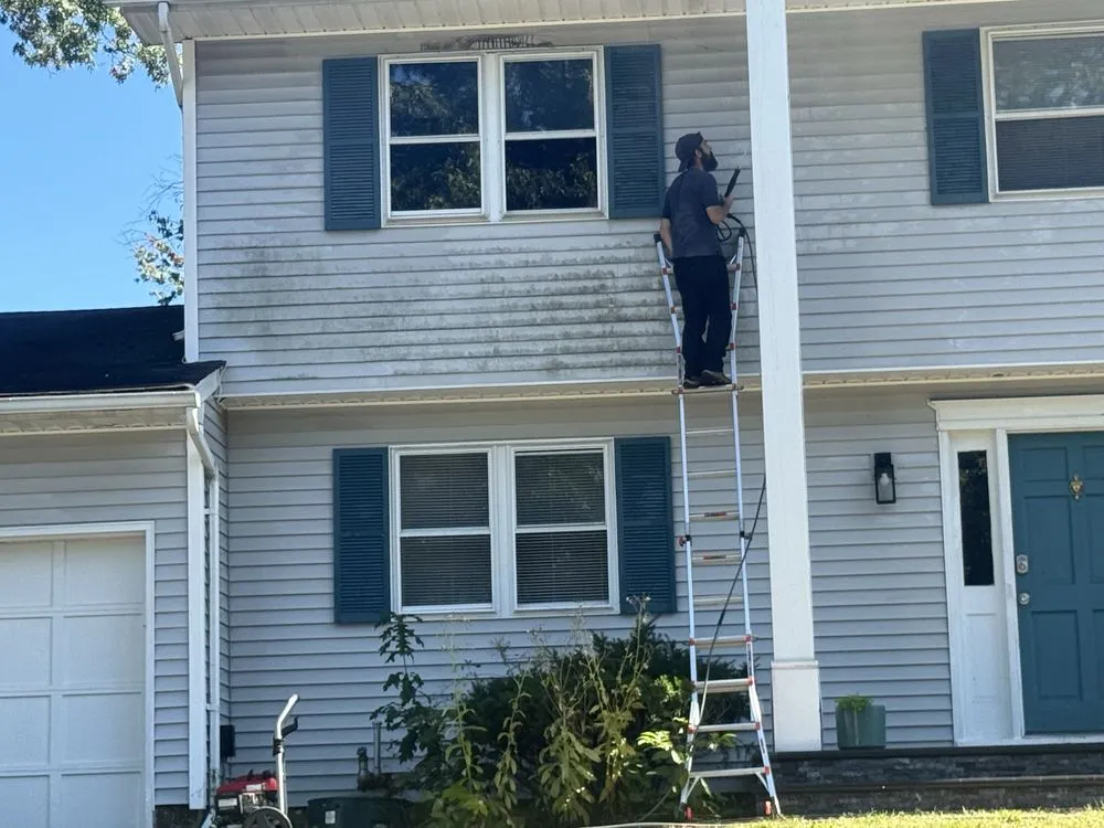 Local yard maintenance experts serving Shirley, NY - Turn Up Ur Lawns