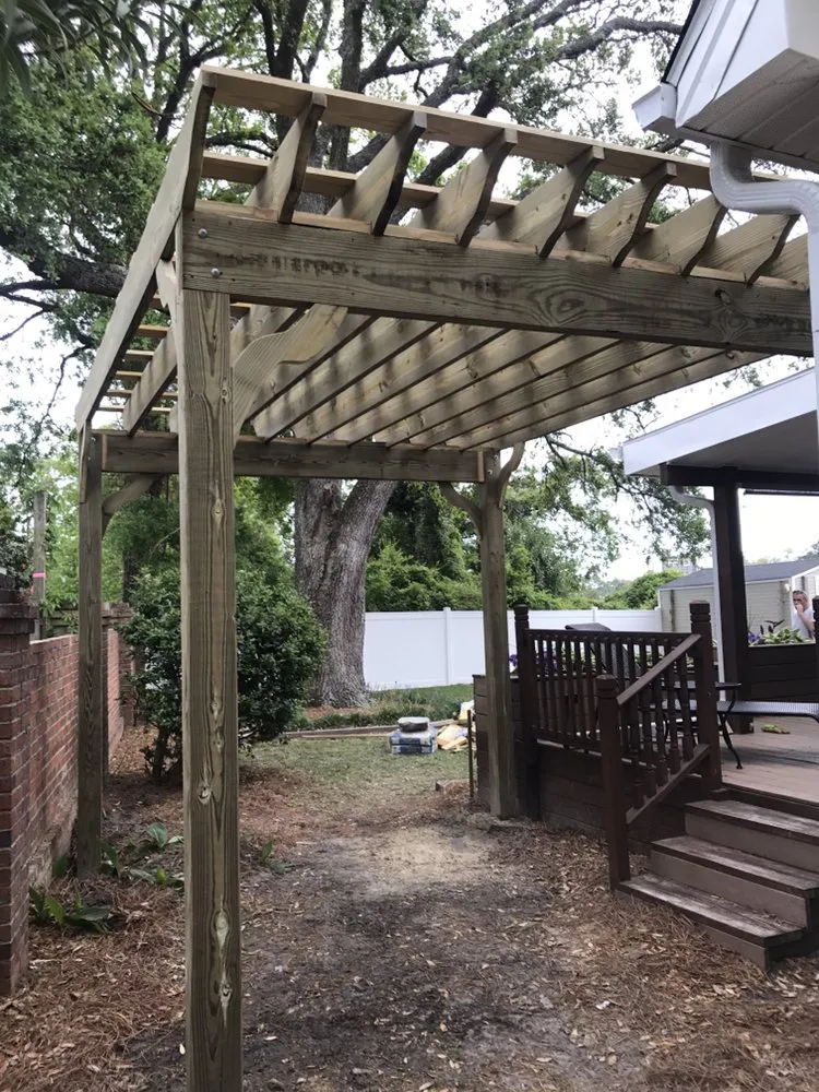 Local garden landscaping for beautiful yards in North Myrtle Beach, SC by Turnage Landscaping & Hardscapes