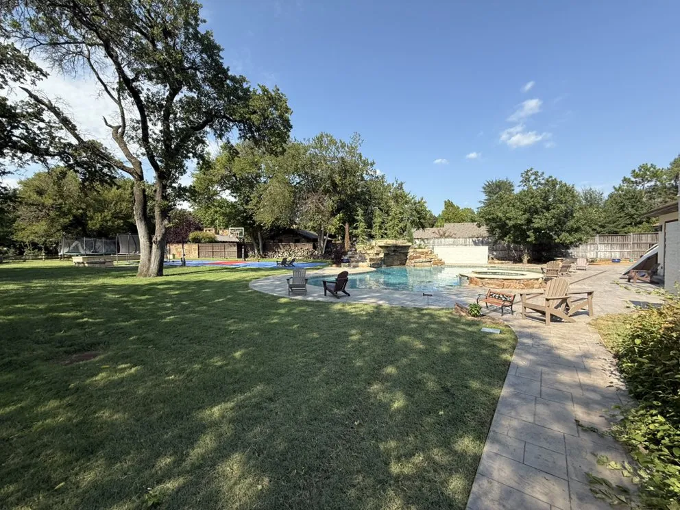 Expert yard cleanup service in Oklahoma City, OK - Turner Lawn & Landscaping