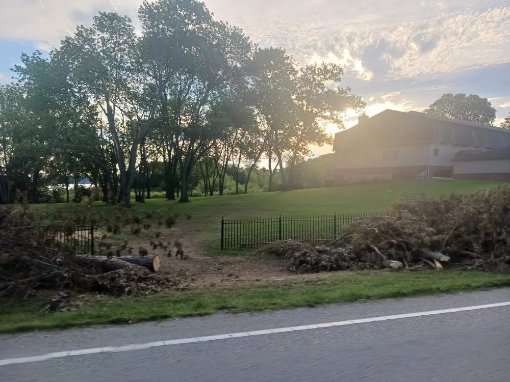 Custom residential landscaping for residential properties in Farmington, AR by Turner Works