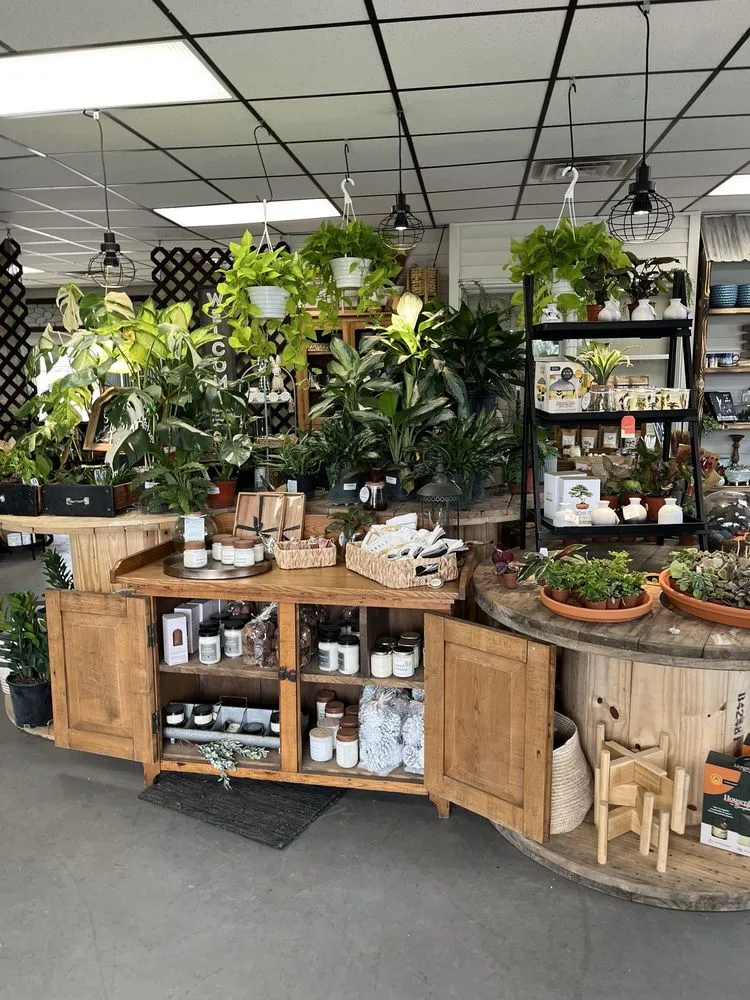 Professional residential landscaping experts serving Ann Arbor, MI - Turner's Garden Center and Landscaping