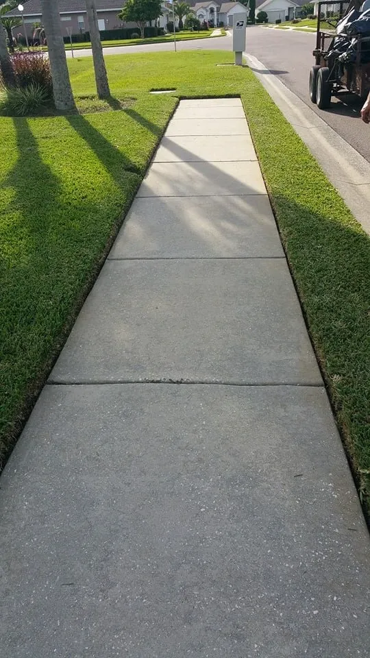 Custom yard maintenance in Highland City, FL - Turner's Lawn Care