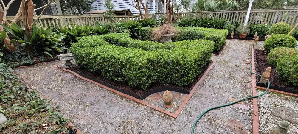 Local lawn mowing service near you in Wilmington, NC by Turner’s Lawn Maintenance