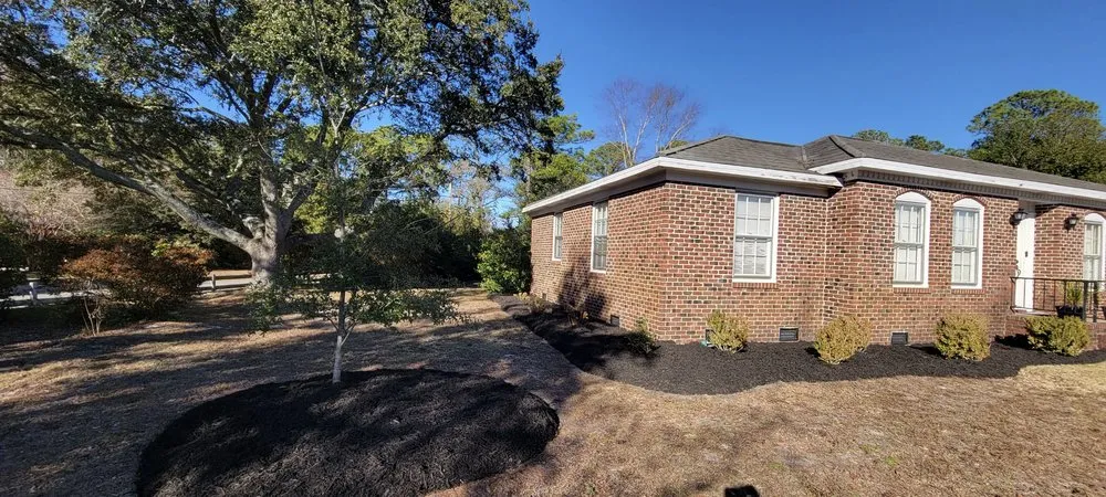 Top-rated garden landscaping for residential properties in Wilmington, NC by Turner’s Lawn Maintenance