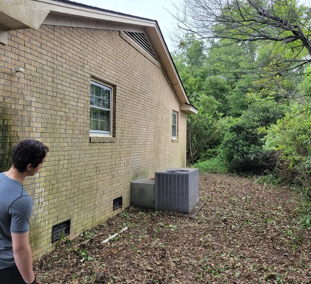 Top-rated yard cleanup service experts serving Wilmington, NC - Turner’s Lawn Maintenance