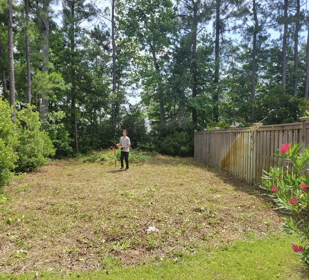 Top-rated yard cleanup service for year-round maintenance in Wilmington, NC by Turner’s Lawn Maintenance