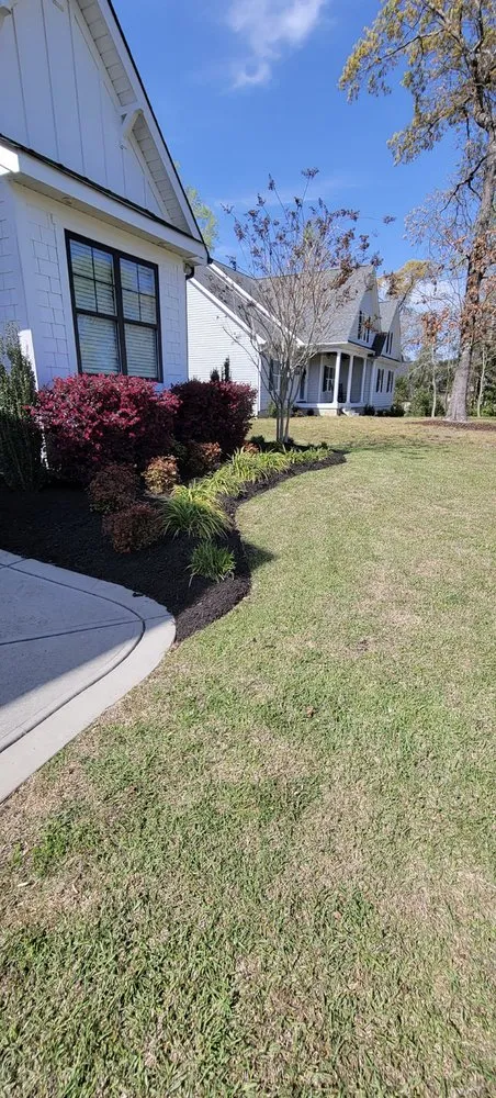 Top-rated yard cleanup service in Wilmington, NC - Turner’s Lawn Maintenance