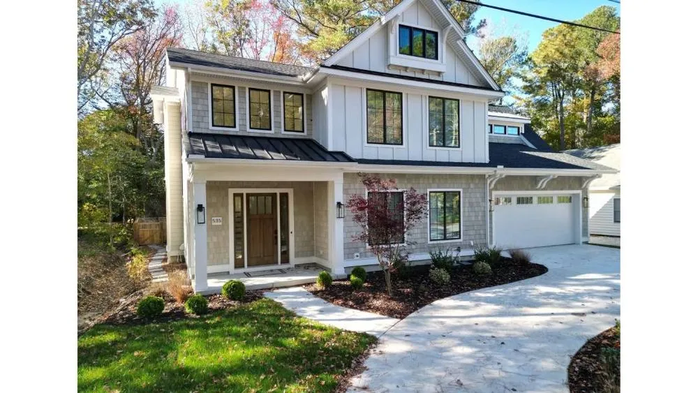 Custom residential landscaping for homes in Frankford, DE by Turning Leaf Landscapes