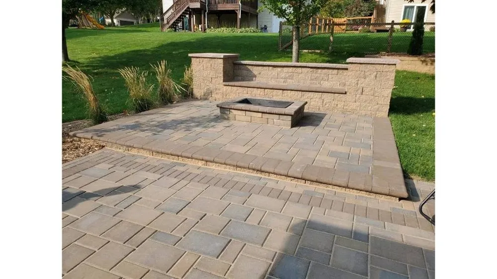 Reliable outdoor landscaping experts serving Frankford, DE - Turning Leaf Landscapes