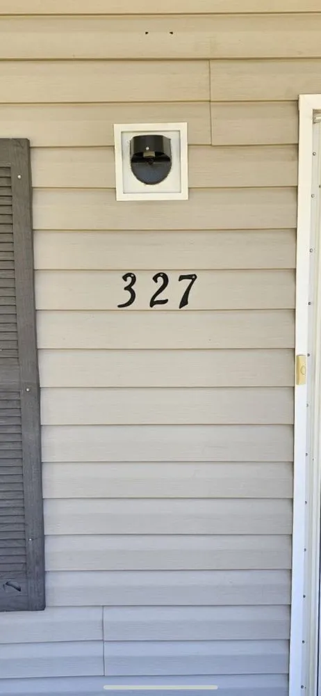 Affordable lawn care service with custom design across Mansfield, AR - Turnipseed Custom Cleaning