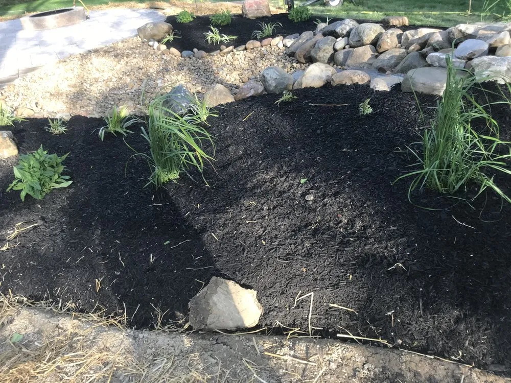 Reliable lawn care service in Circleville, OH - Turtle’s Mulching Service