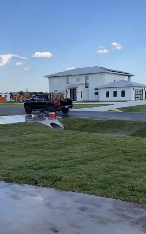 Professional yard cleanup service in San Antonio, TX - Tuscany Landscaping