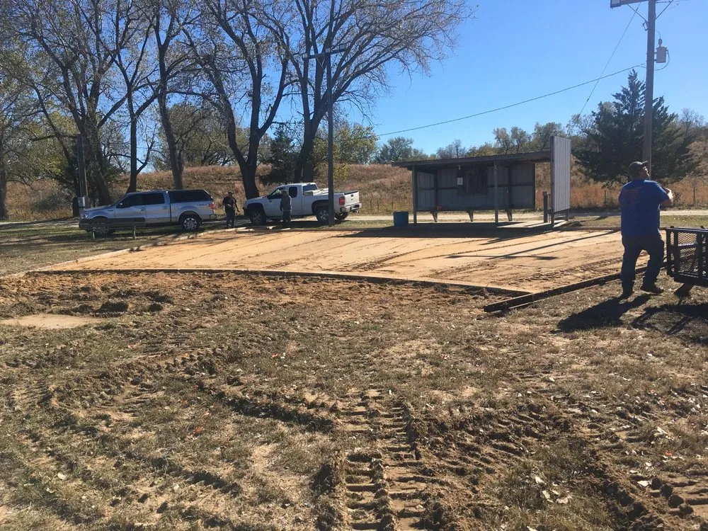 Local yard cleanup service for homes across Hutchinson, KS - Tuxedo Ranch C3