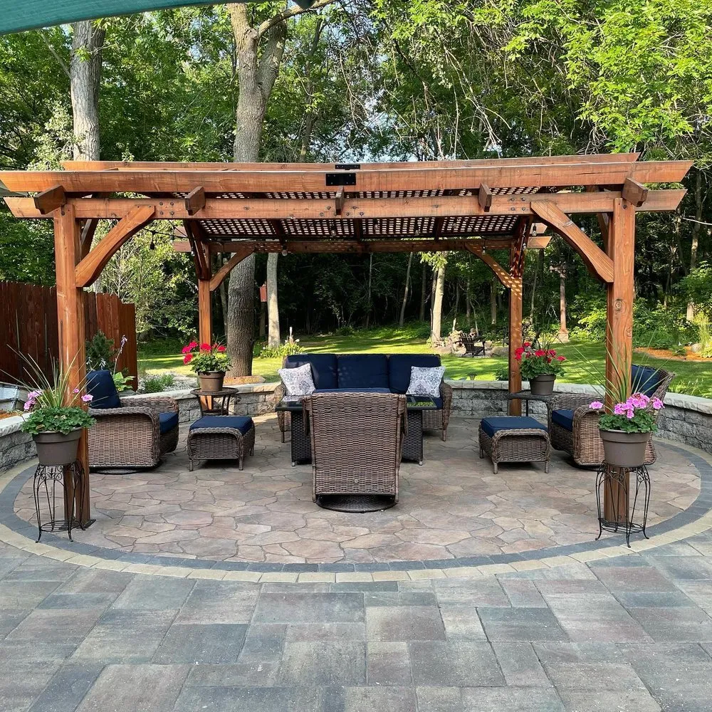 Professional yard maintenance for residential properties in Burnsville, MN by TV Landscaping