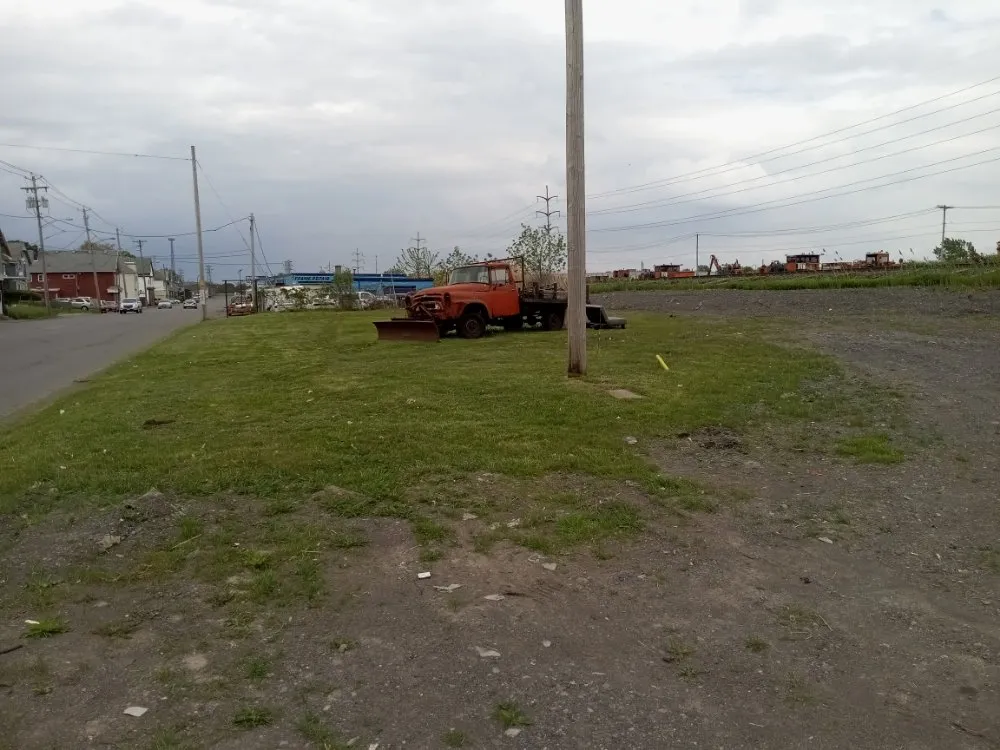 Reliable lawn mowing service in Buffalo, NY by Tw Landscaping