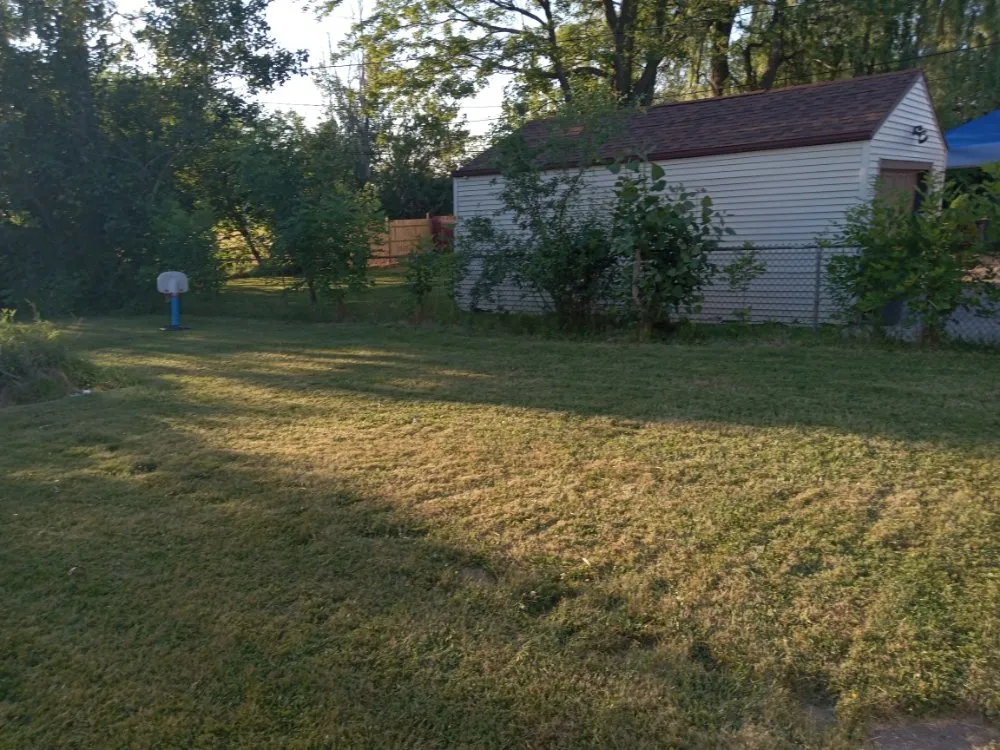 Custom outdoor landscaping experts serving Buffalo, NY - Tw Landscaping