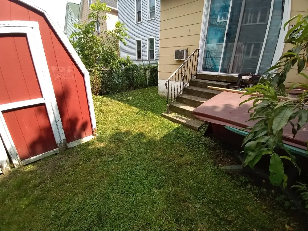 Local yard maintenance in Buffalo, NY - Tw Landscaping