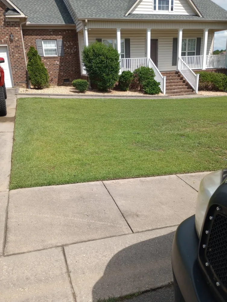 Reliable yard maintenance experts serving White Oak, NC - Tw Lawn Care