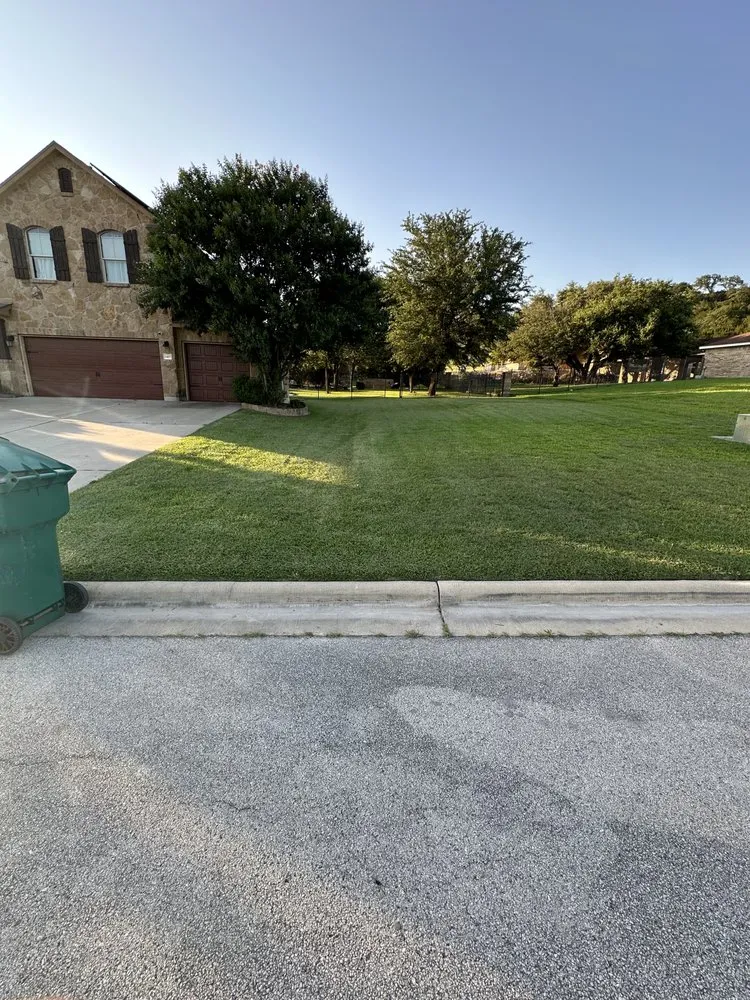 Professional residential landscaping in Killeen, TX - TweeLee Landscaping & Lawn Services