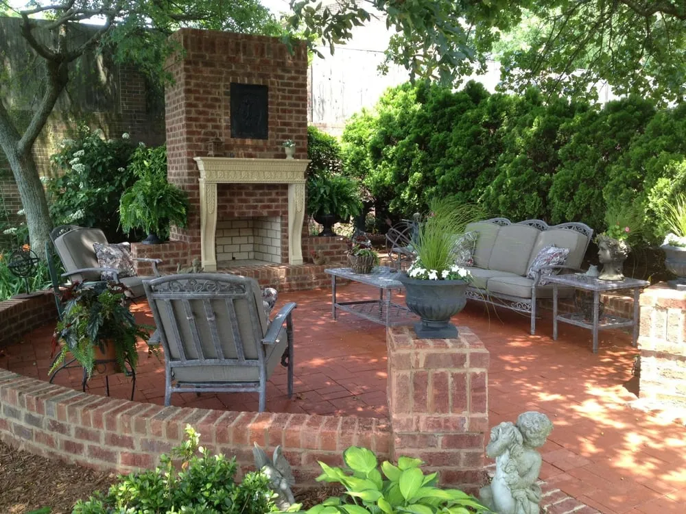 Professional lawn mowing service near you across Fort Payne, AL - Twelve Oaks Landscape