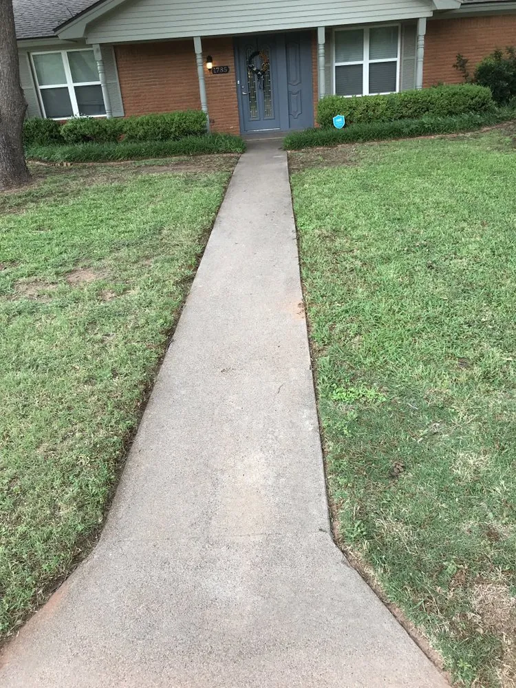 Affordable yard cleanup service in Abilene, TX - Twg Lawn Mowing