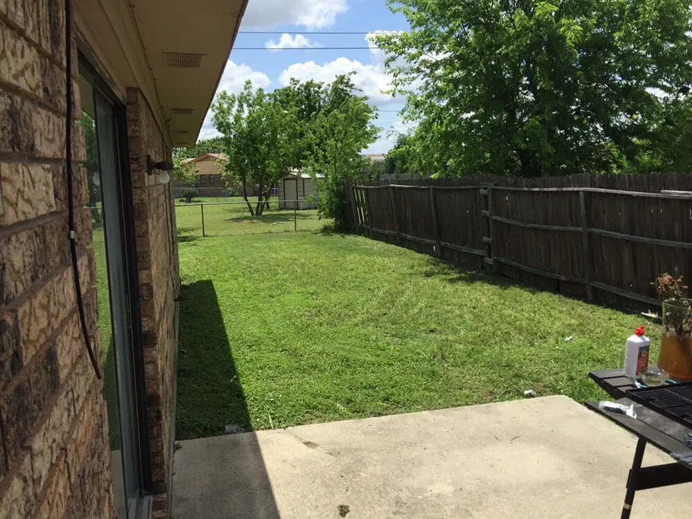 Trusted yard maintenance for outdoor upgrades in Killeen, TX by Twilight Lawncare