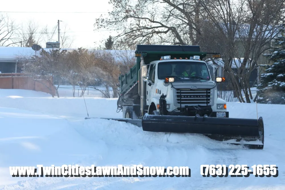 Custom lawn care service in Minneapolis, MN - Twin Cities Lawn and Snow