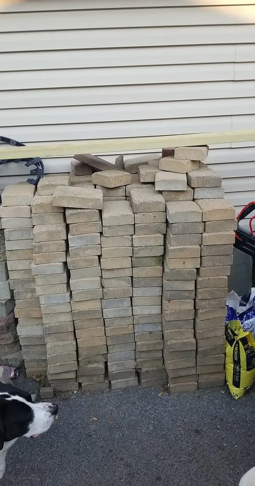 Expert lawn care service experts serving Gahanna, OH - Twin Oaks Landscaping Services