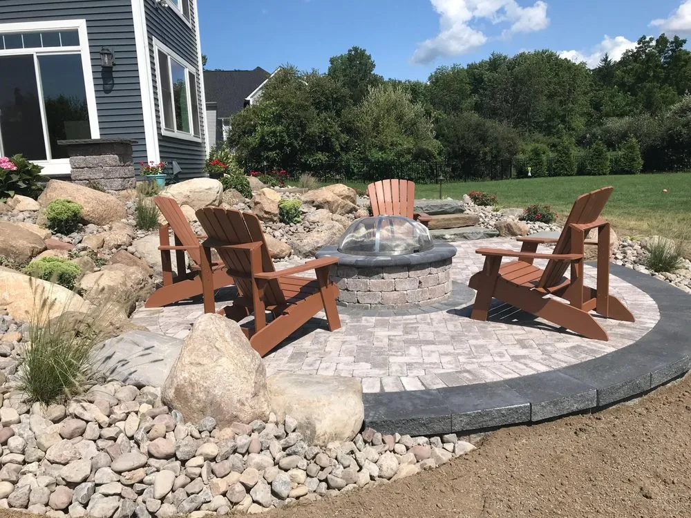 Reliable lawn mowing service in Macedon, NY - Twin Oaks Lawn & Landscape