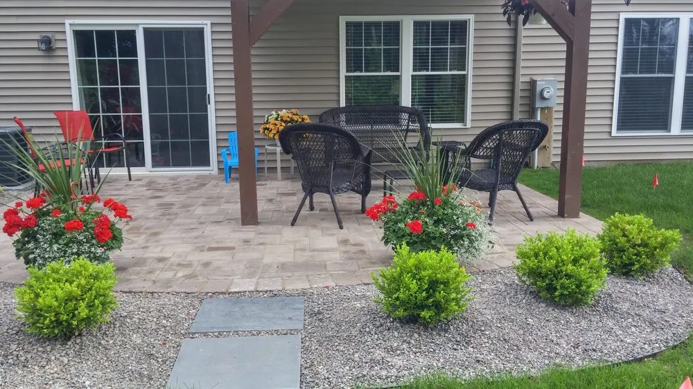 Affordable garden landscaping in Macedon, NY - Twin Oaks Lawn & Landscape