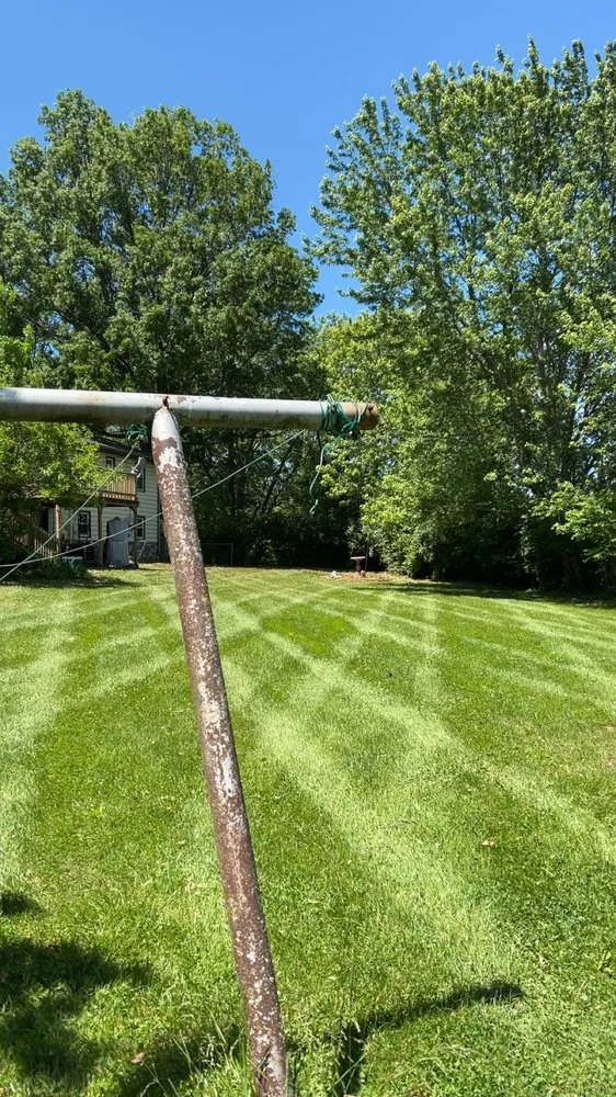Local landscaping services experts serving Holt, MO - Twin Oaks Lawn and Landscape