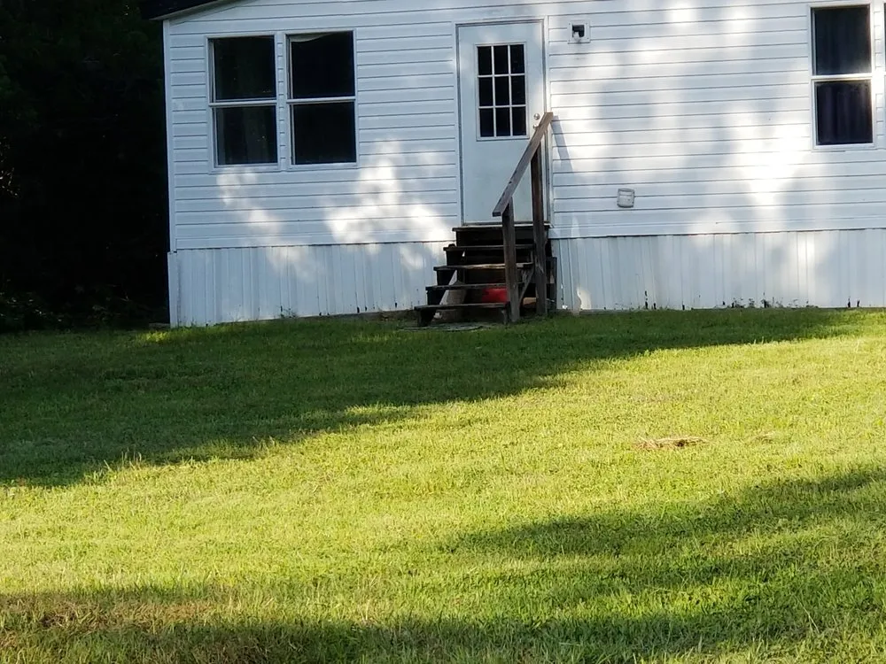 Custom landscape installation experts serving Middleburg, FL - Twin Oaks Lawn Care