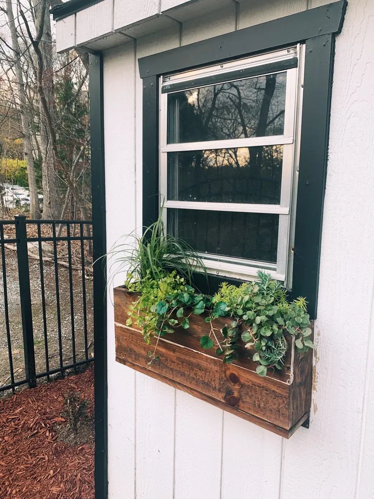 Professional outdoor landscaping for beautiful yards in Franklin Lakes, NJ by Twinbrook Farms