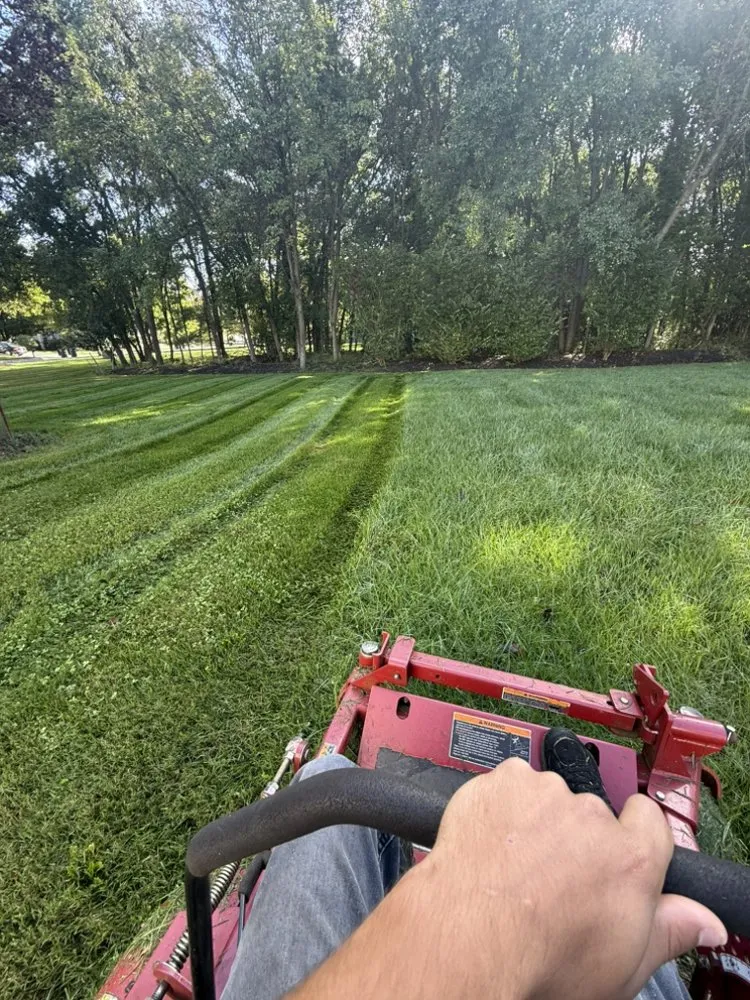 Affordable garden landscaping for beautiful yards across Elkridge, MD - Twins landscaping