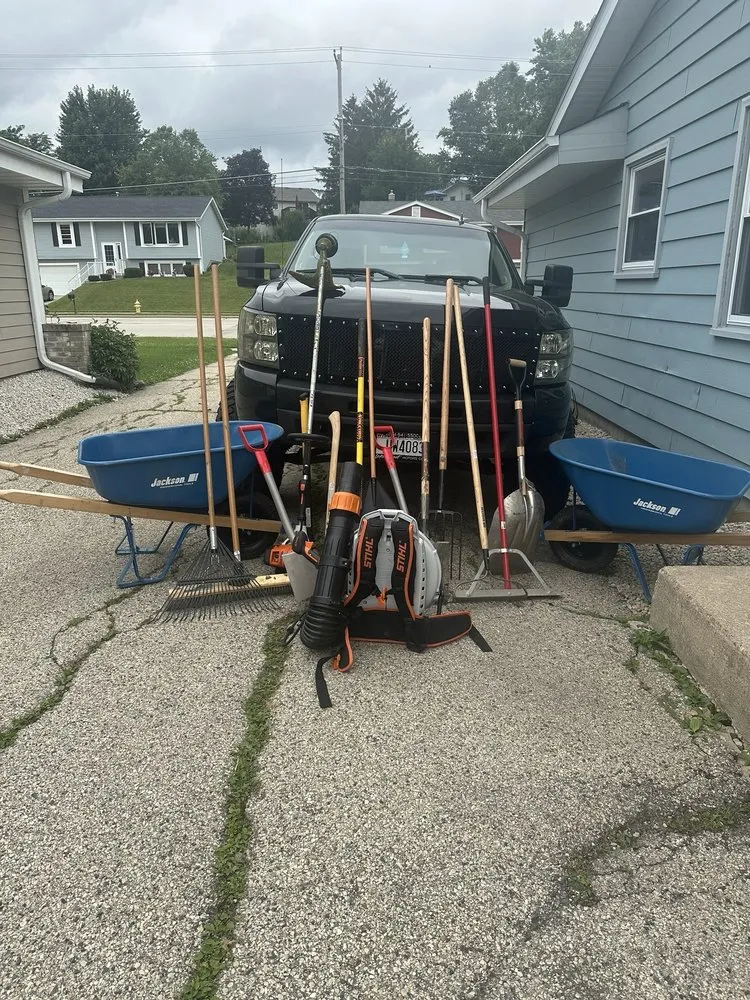 Custom residential landscaping experts serving Waukesha, WI - Twins Landscaping