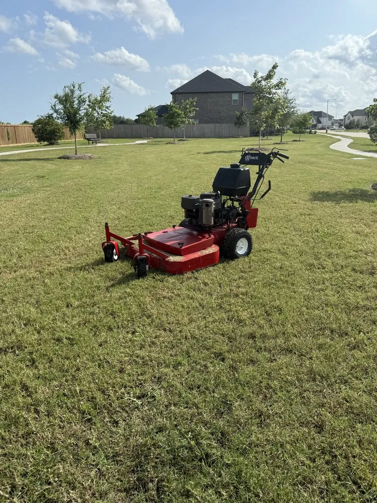 Reliable outdoor landscaping in Friendswood, TX by Twisted Landscaping