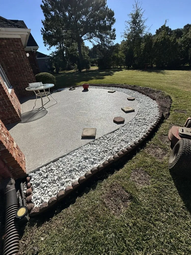 Custom garden landscaping experts serving Conway, SC - Twisted Shamrock Lawn Care