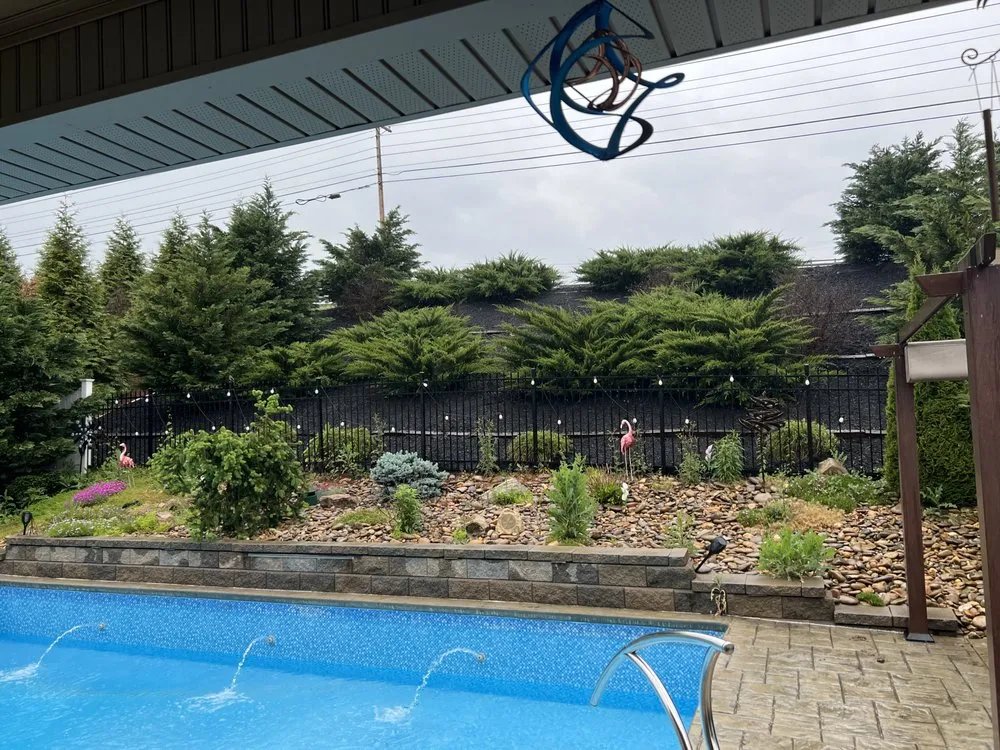 Local garden landscaping in La Follette, TN - Two Brothers Lawn Care & Landscape