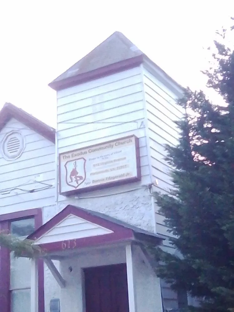 Local garden landscaping in Portsmouth, VA - Two brothers painting and Pressure Washing