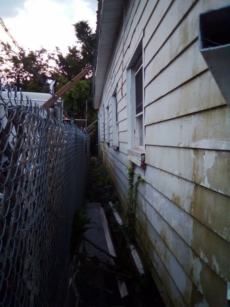 Local outdoor landscaping in Portsmouth, VA by Two brothers painting and Pressure Washing