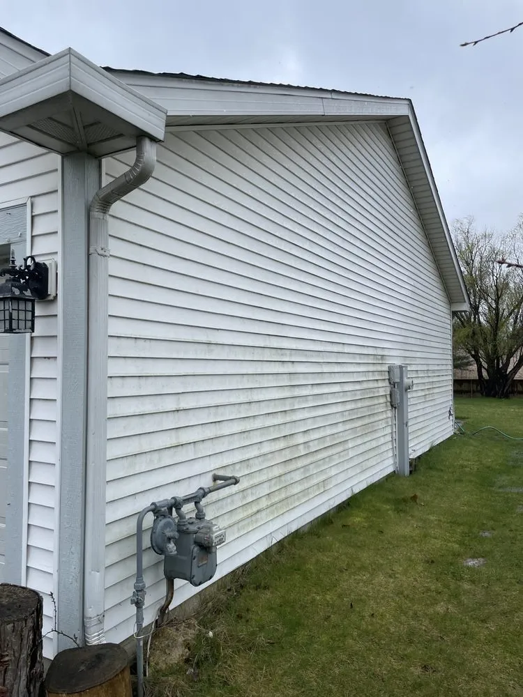 Expert yard cleanup service experts serving Warrenville, IL - Two Burdes Lawn Care