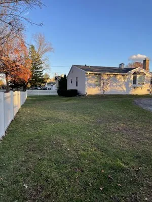 Two Burdes Lawn Care