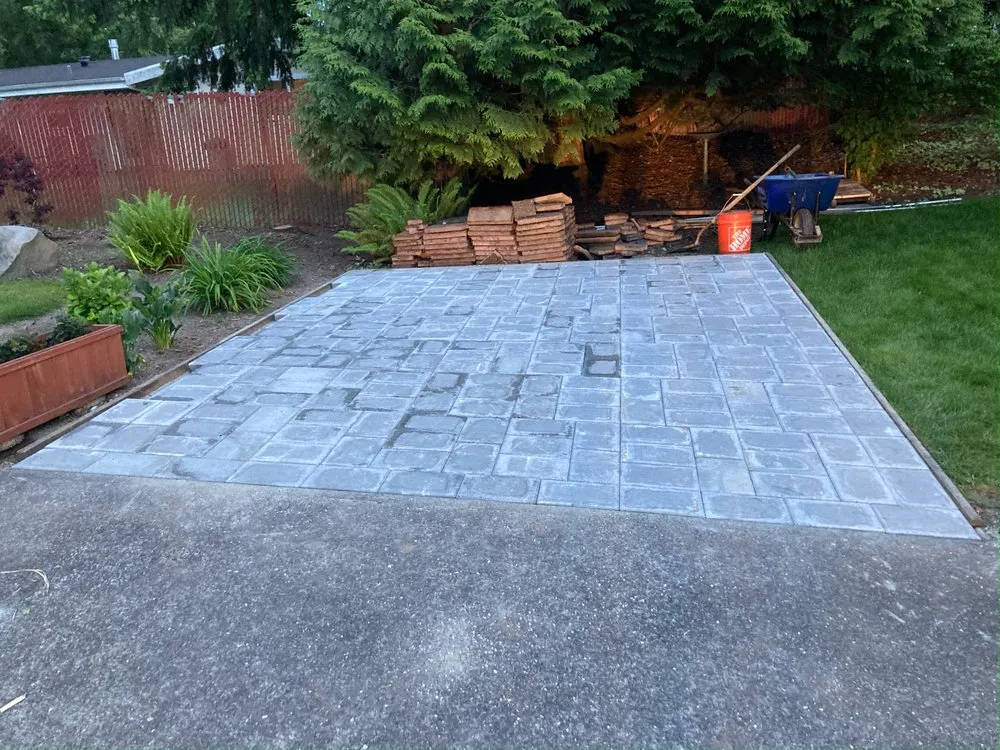 Professional garden landscaping for outdoor upgrades in Seatac, WA by Two Friends Landscaping