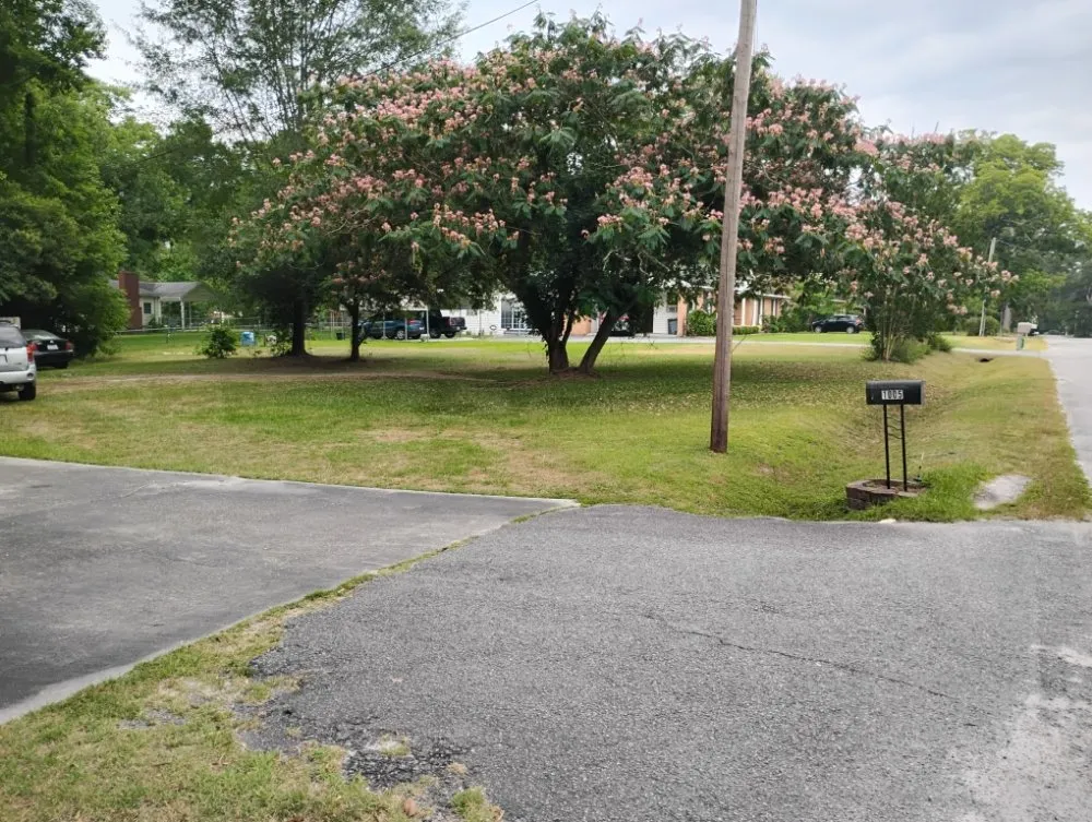 Local garden landscaping in Camden, SC - Two Hoes And A Shovel