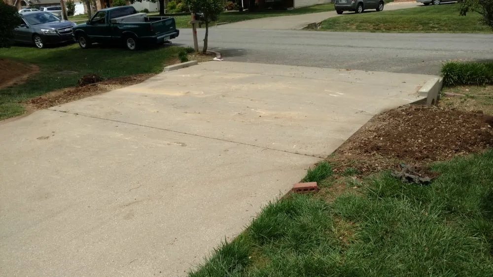 Local lawn care service experts serving Dickson, TN - Two Men And A Tractor