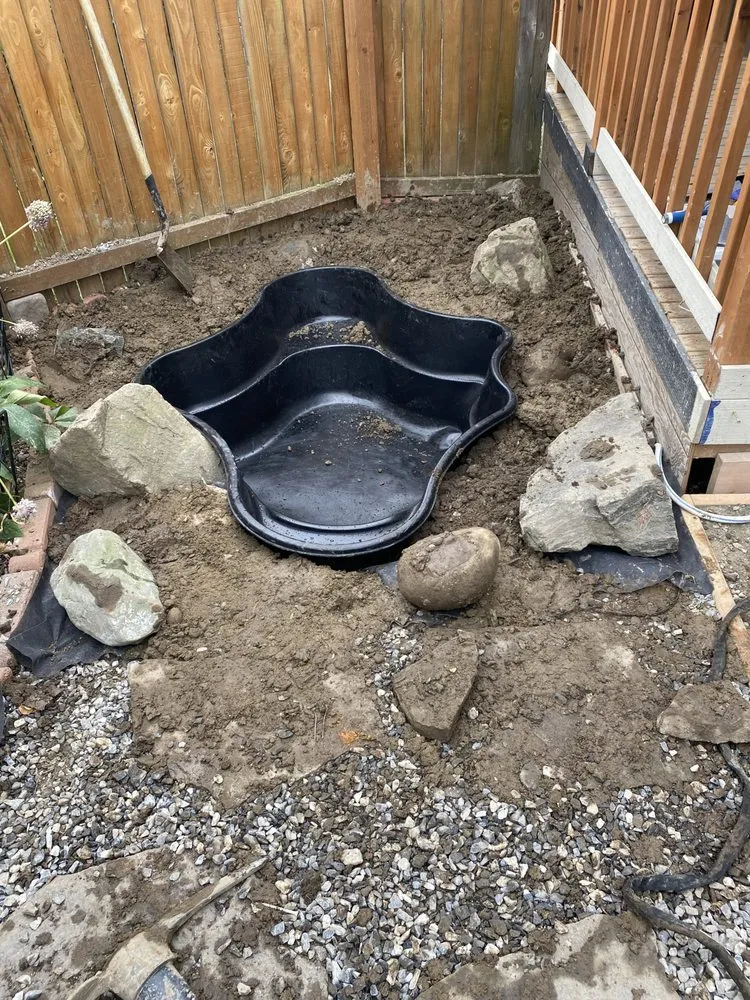 Affordable garden landscaping in Snohomish, WA by Two monkeys