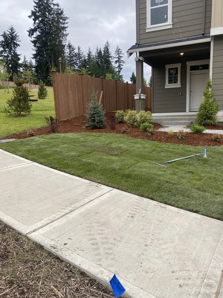 Local yard maintenance experts serving Snohomish, WA - Two monkeys