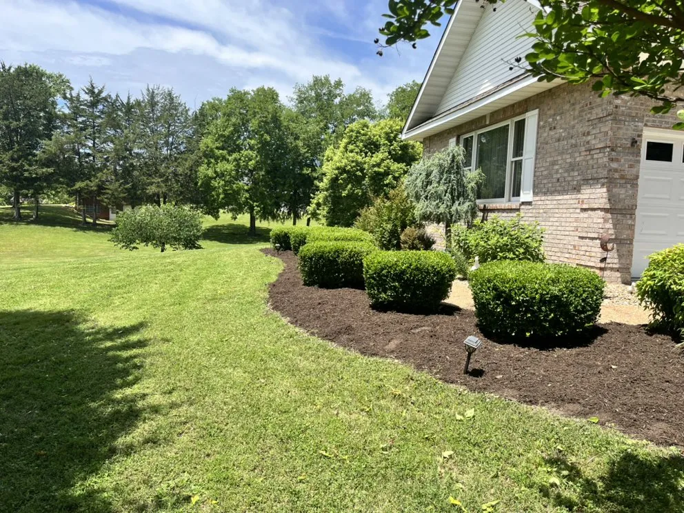 Affordable outdoor landscaping in Kodak, TN - Two Rivers Lawn Care