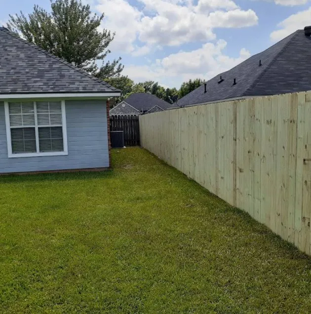 Professional residential landscaping in Shreveport, LA - Two Sons & Dad Concrete Fencing & Lawn Assistant