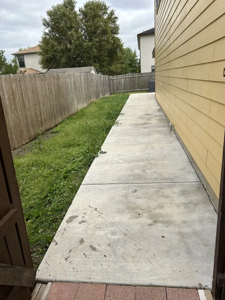 Custom residential landscaping in Kyle, TX by TW’s Lawn Care